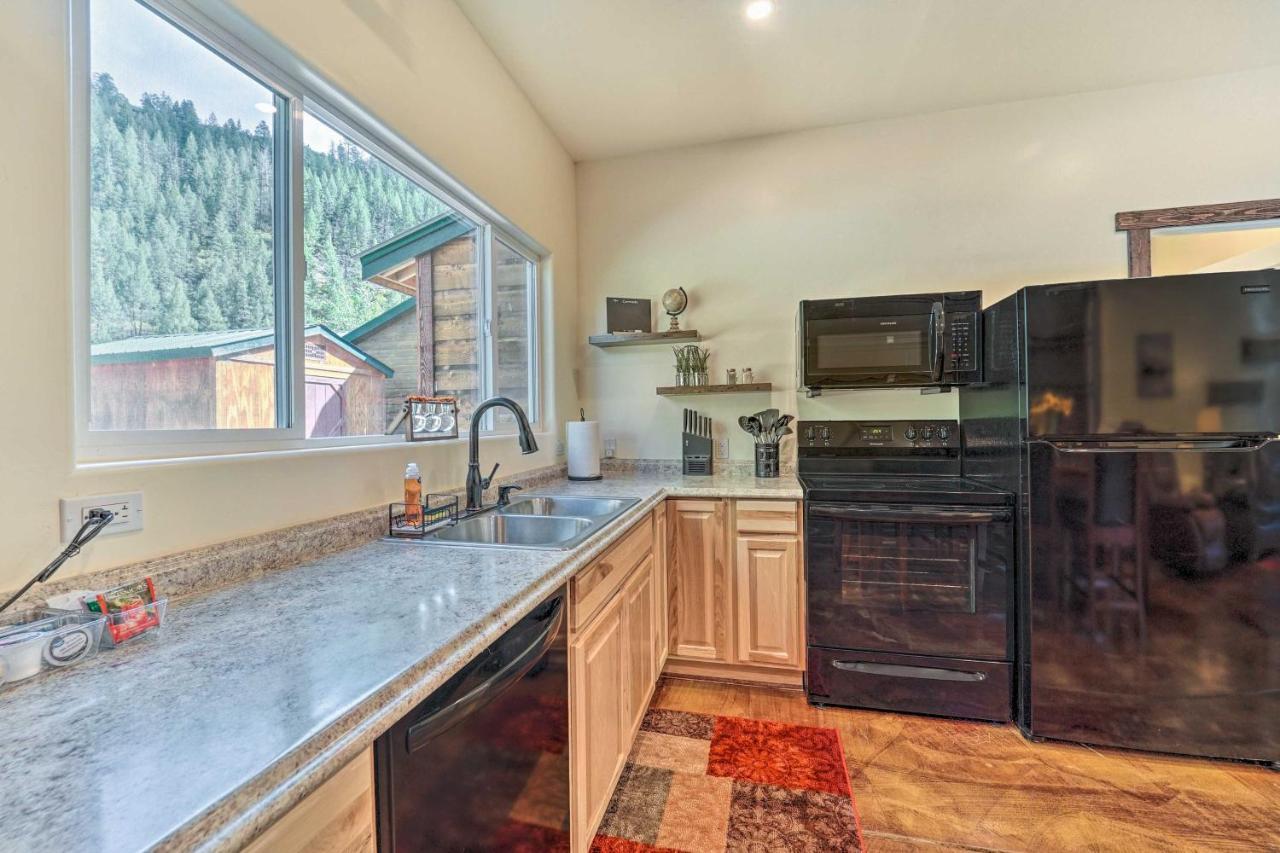 Serene Dolores Cabin With Patio And River Access! Exteriör bild